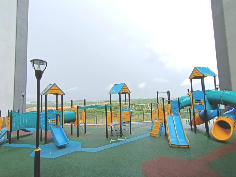 D'Pristine 2Br Walking To Legoland Netflix By Stay Nusajaya  Zewnętrze zdjęcie